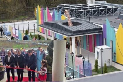 Inaugurarea unei crese moderne la Caracal investitie de peste 18 milioane de lei pentru tinerii parinti FOTO