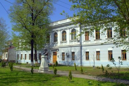 Medicii de maine revine la Slatina concursul care formeaza viitoarea generatie de medici sprijinit de Consiliul Judetean Olt