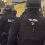 Perchezitii in Arges politistii descopera arme carne de vanat si caini folositi pentru braconaj