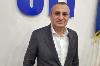 Tensiuni in Coalitie PSD solicita o influenta mai mare in deciziile guvernului Oprescu Vom organiza consultari pentru a clarifica directia in care ne indreptam