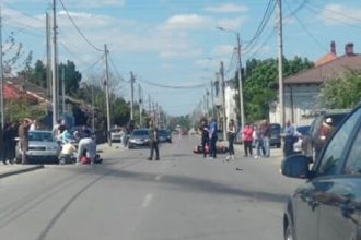 Accident in Slatina motociclist ranit dupa coliziunea cu o masina proiectat in alte doua vehicule
