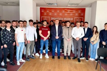 Alegeri in structurile PSD Scornicesti noi echipe de conducere pentru pensionari femei si tineri FOTO