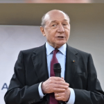 Basescu Motorina trebuie rationalizata acum Fostul presedinte critica interventiile pentru stabilirea pretului