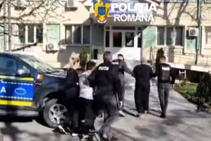 Doi barbati din Caracal retinuti pentru presupusa ucidere a unui caine Ulterior acestia au fost plasati sub control judiciar VIDEO