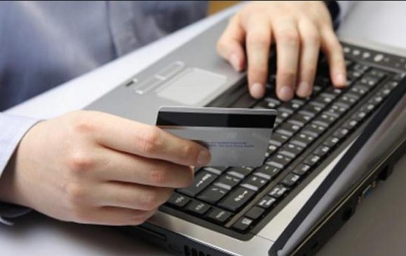 Faci cumparaturi online Regulile se schimba Ce obligatii au toti comerciantii