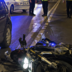 Accident cauzat de un tanar din Olt la Pitesti O adolescenta de 16 ani care se afla pe motocicleta a fost transportata la spital