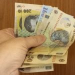Cati bani primesc romanii care ajung la 65 de ani fara sa fi lucrat nici macar o zi Cine poate beneficia de aceasta pensie