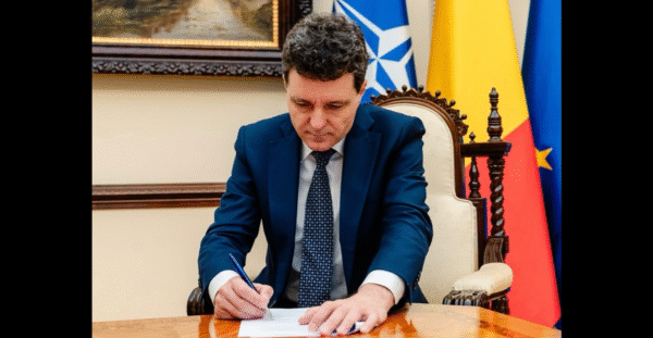 Nicuor Dan a semnat legea care permite reducerea accizei la motorina TVA ul de 9 pentru locuinte a fost prelungit pana la 30 septembrie