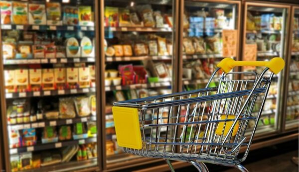 Supermarketurile din Romnia reduc consumul de energie Ce modificari vor avea loc in magazine