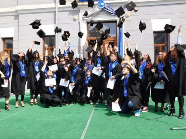 Zilele finala pentru absolventii de liceu care nu au promovat Bacalaureatul Riscul de a pierde indemnizatia de somaj