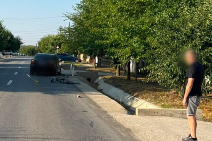 biciclist lovit de o masina in olt victima a fost transportata la spital