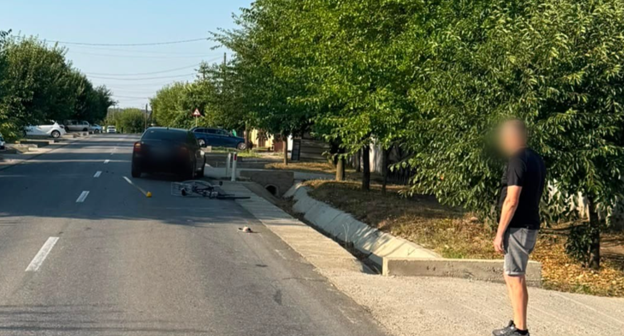 biciclist lovit de o masina in olt victima a fost transportata la spital