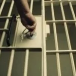 Agresorul sexual al unei angajate, bătută în magazin, arestat preventiv